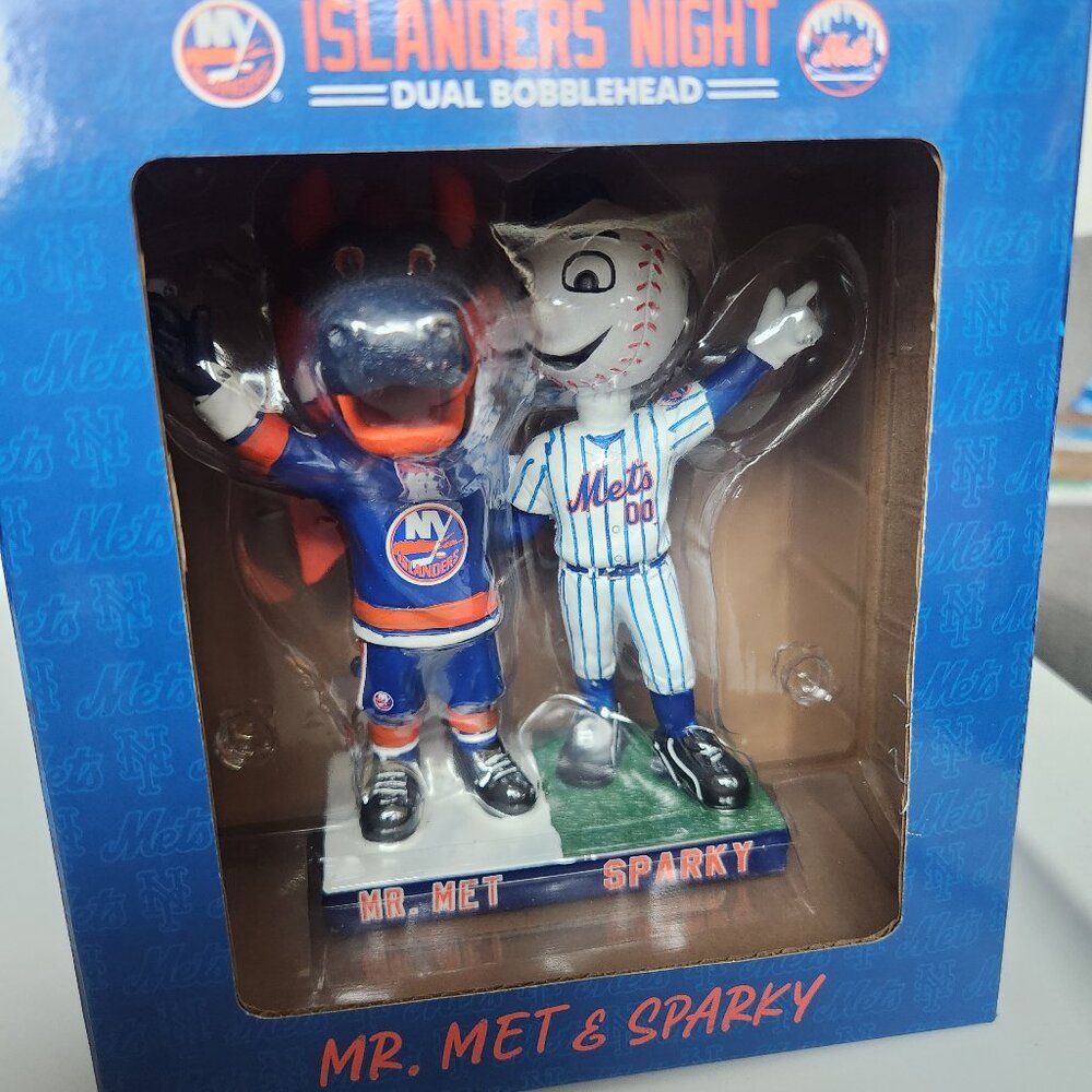 Mr. Met & Sparky (Mets & Islanders) dual bobblehead